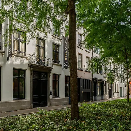 Btfl Living Apartment
