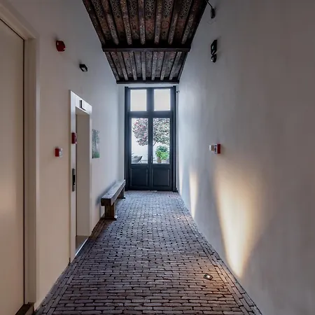 Btfl Living Apartment